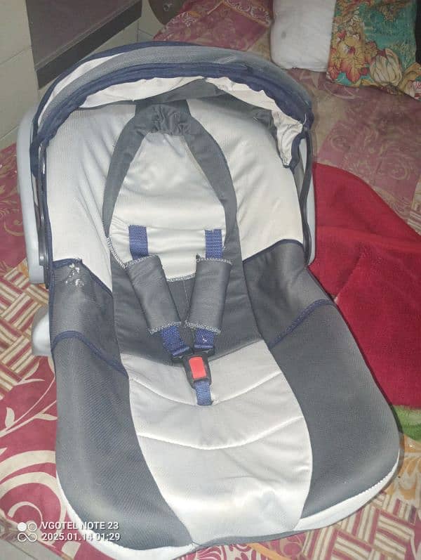 baby carrier for sale urgent 2