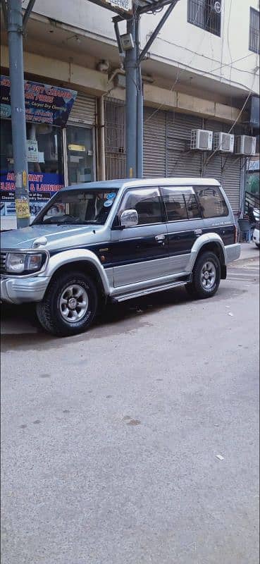 Mitsubishi Pajero 1995 0