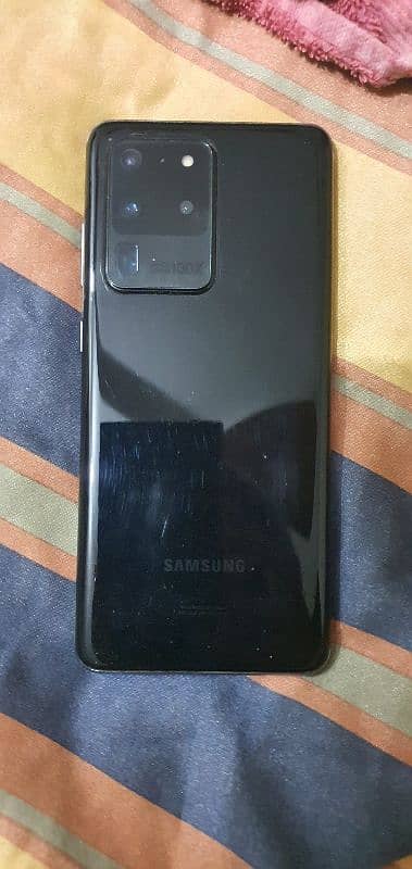 I m selling my s20 ultra 5g 3