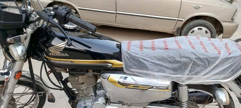 Honda 125 Karachi number special edition 2021 7