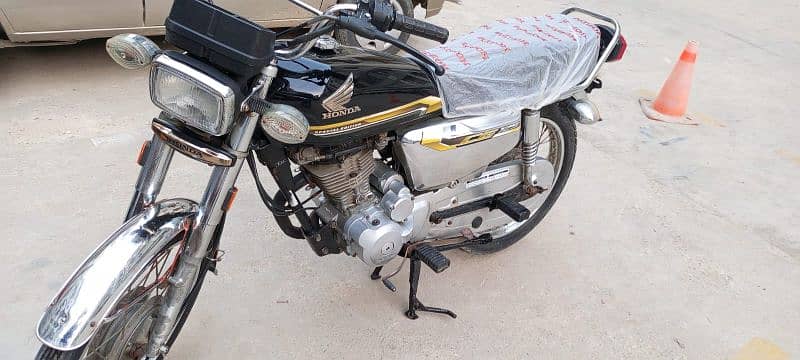 Honda 125 Karachi number special edition 2021 9