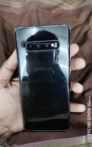 Samsung S10 plus Almost new 3