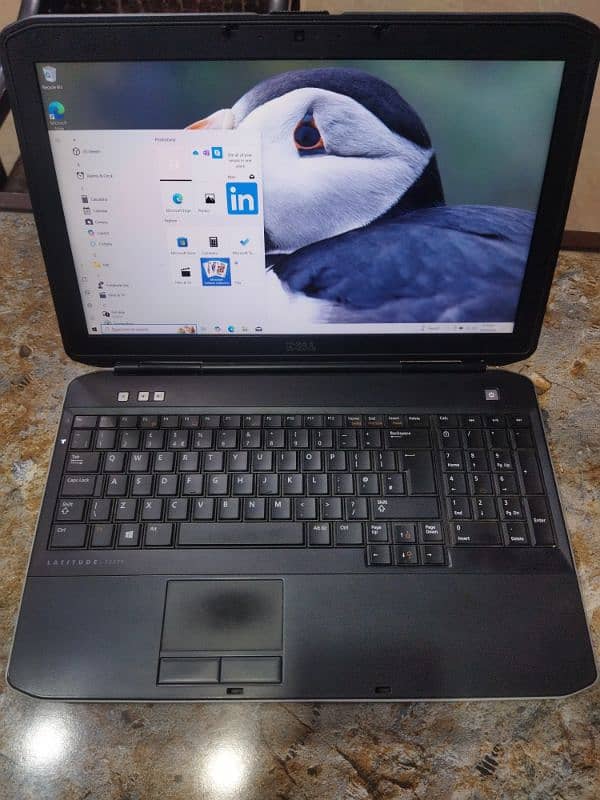 Dell Laptop for sale i5 3 generation 1