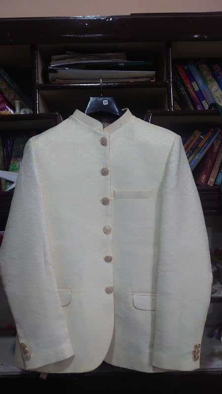 Prince coat size 40 . . 1 time use 0