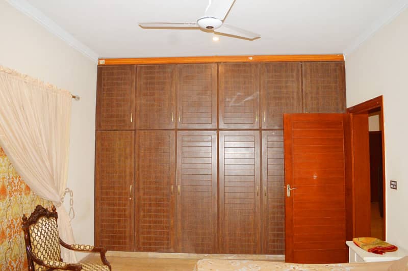 1 Kanal House For Rent available with Excellent Condition & layout Plan 15