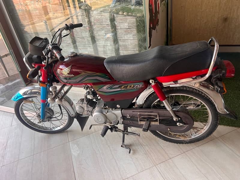 Honda CD70 2023 1