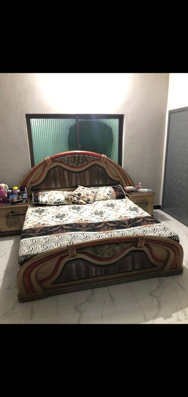 King Size Bed with Dressing Table 0