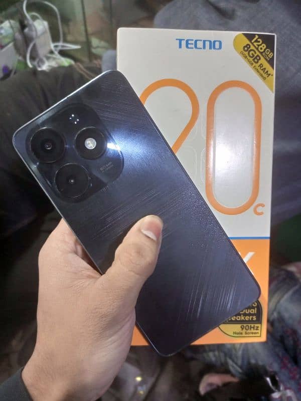 Tecno Spark 20c New conditon 7 months warenty complete saman Pta aprov 0