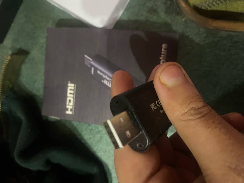 hdmi capture card with box 2