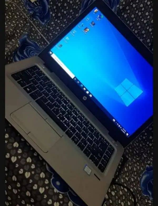 HP Elite Book 840 G4 1