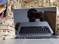 apple macbook 2014 16gb/1tb 9/10condition