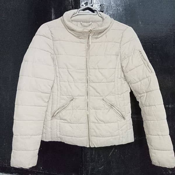 beige puffer| winter jacket puffer 1