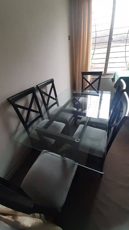 Dining table with 6 chairs 2