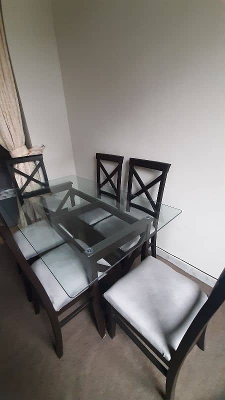 Dining table with 6 chairs 3