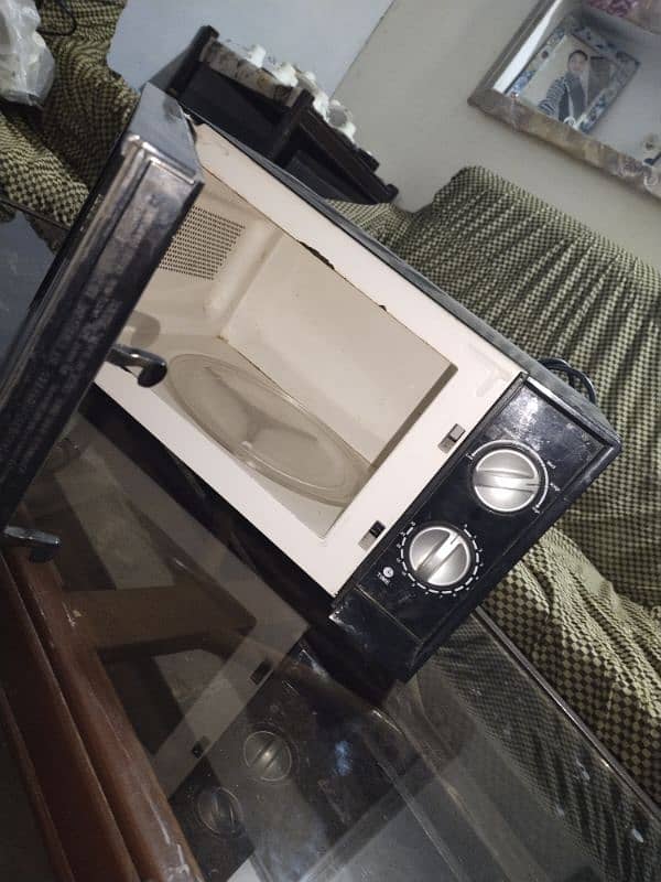 microwave oven 1