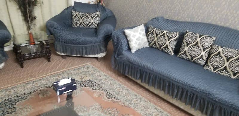 Sofa Seven Seater 3