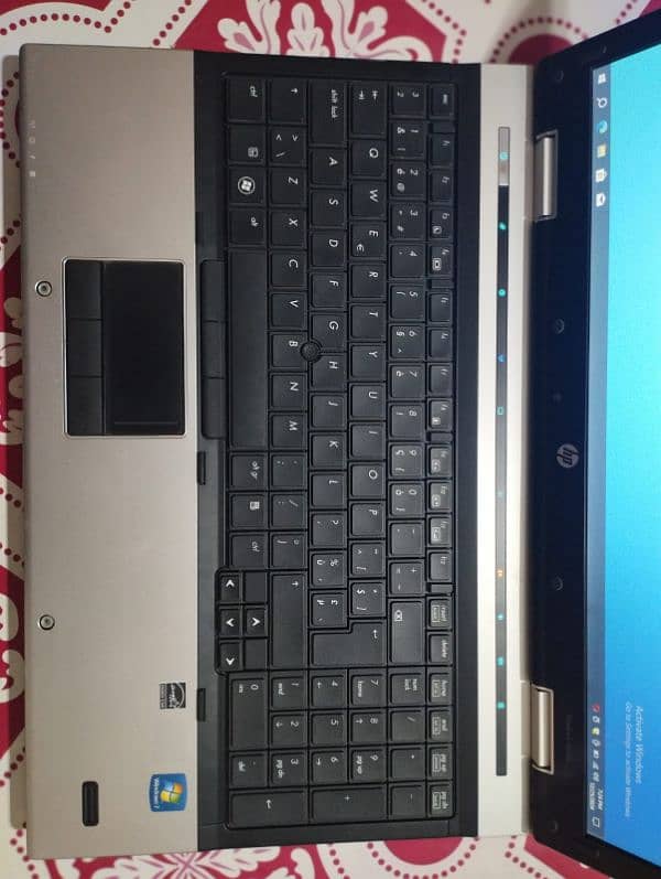 LAPTOP (HP) 1