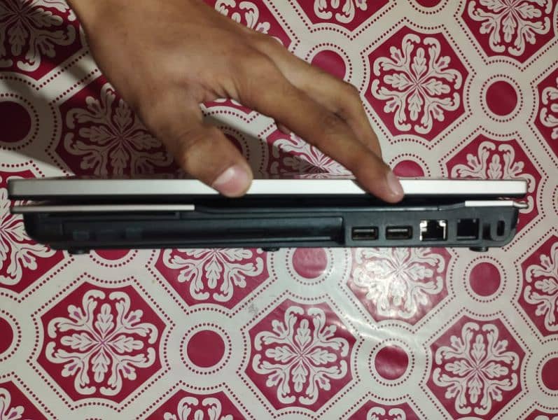 LAPTOP (HP) 6