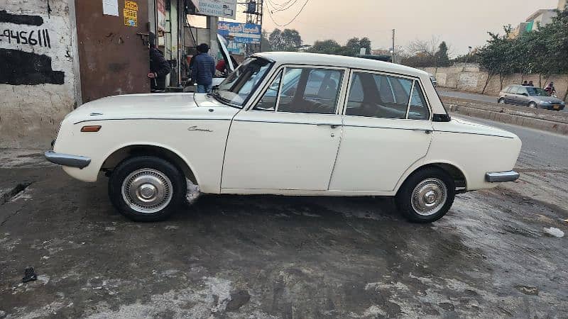 Toyopet deluxe model Corona 1968 antique 2