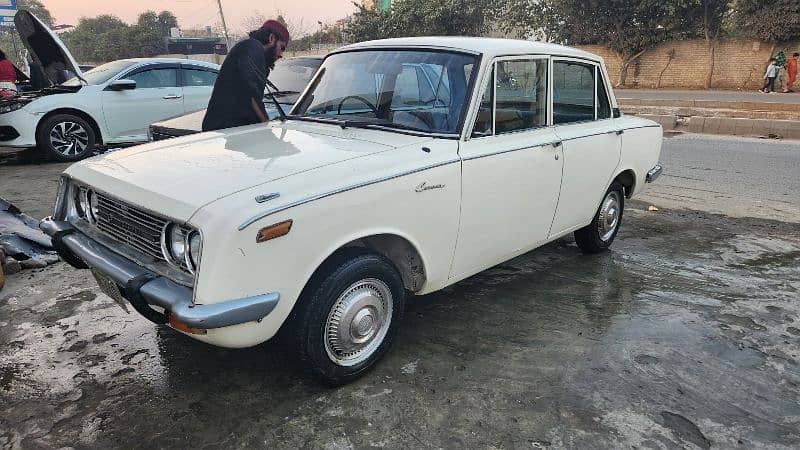 Toyopet deluxe model Corona 1968 antique 7