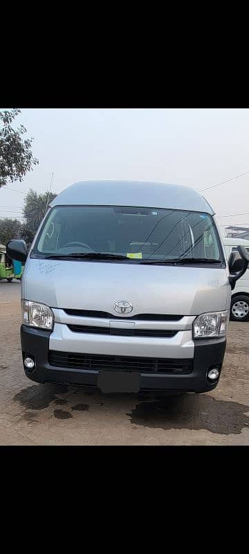 Toyota Hiace 228 Gl 2019 0