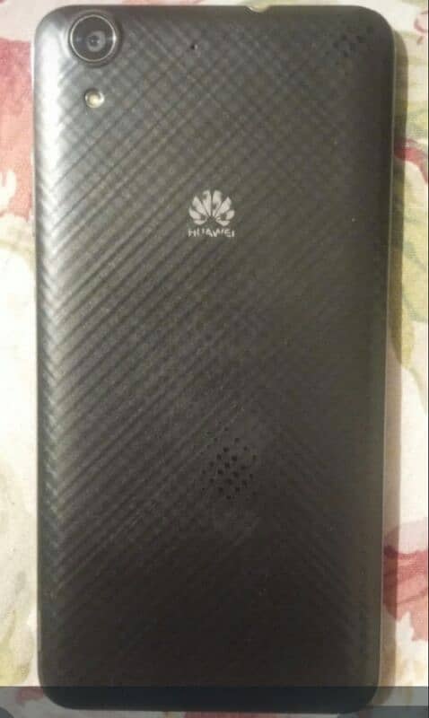 Huawei Y6 II 1