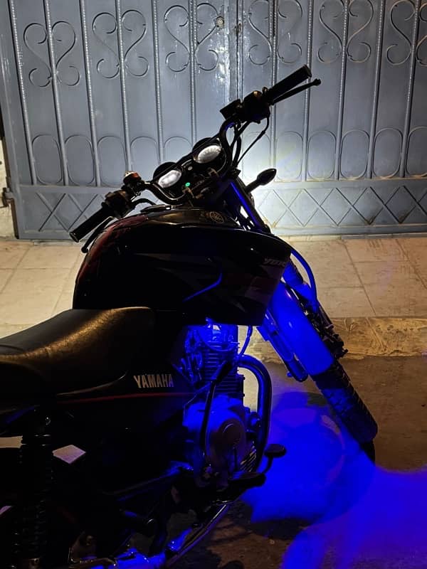 YBR Yamah 125G 10/10 condition all oky and original   HID lights 7