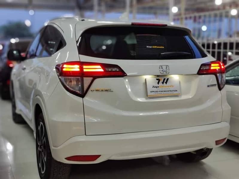 Honda Vezel 2015 4