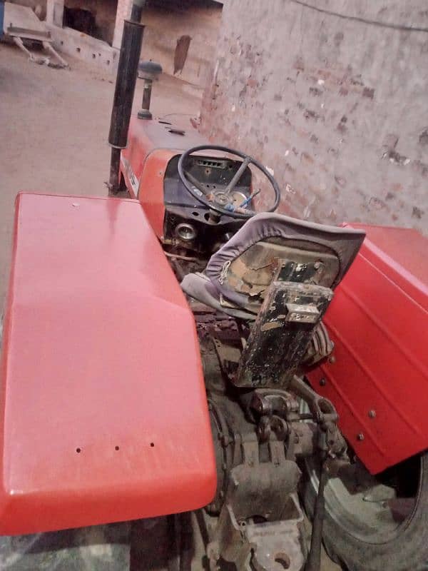 Ursas tractor 7