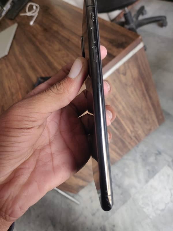 iPhone XS MAX dual pta approved 4