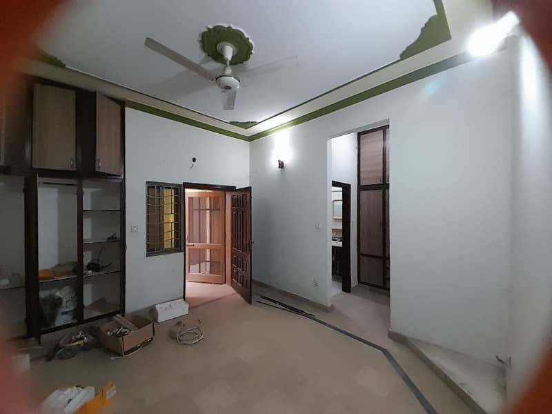 Stunning 12 Marla House Available For Sale In Gulshan e iqbal 9