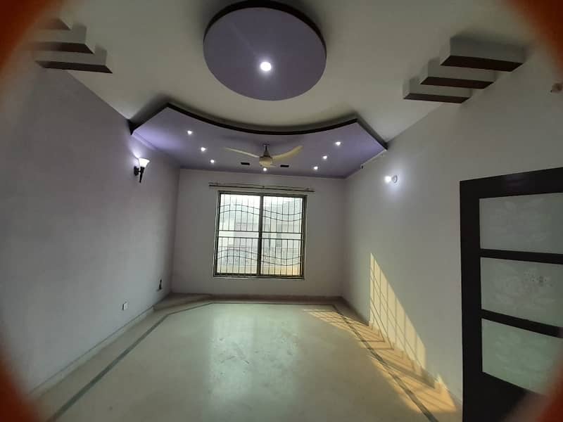 Stunning 12 Marla House Available For Sale In Gulshan e iqbal 17