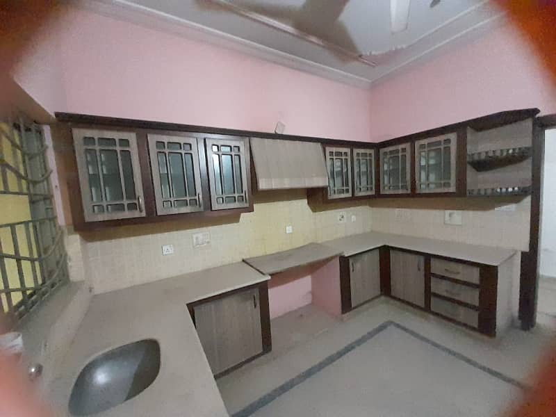 Stunning 12 Marla House Available For Sale In Gulshan e iqbal 41