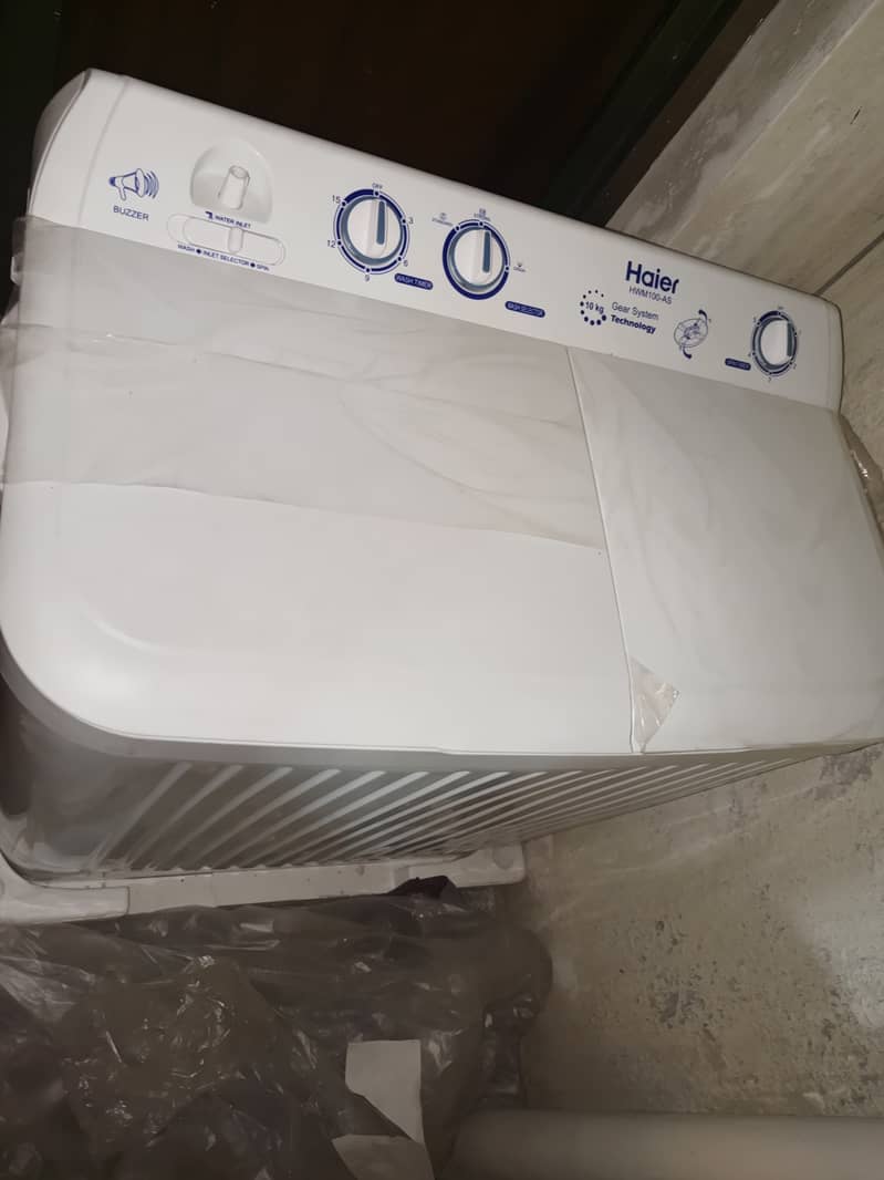 Semi-Automatic Twin Tub 10Kg Washing Machine 2