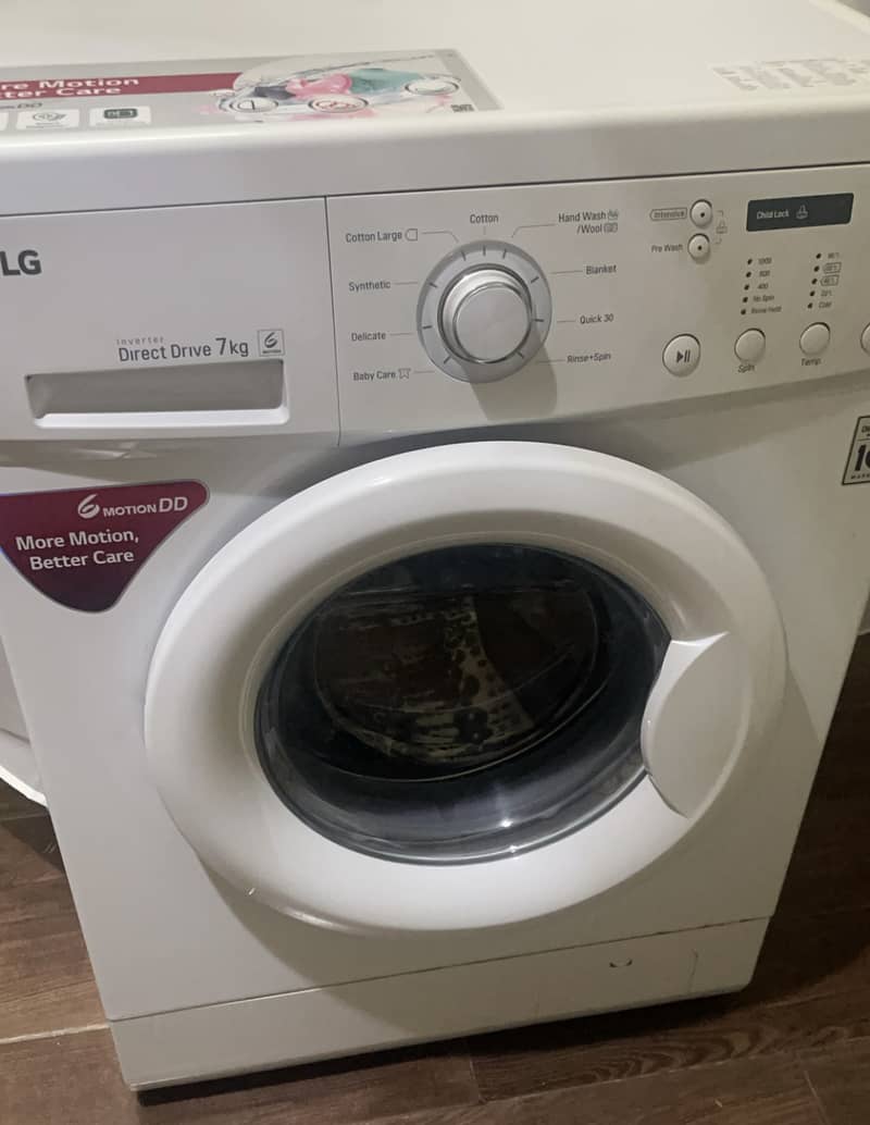 LG washing machine (F10C3QDP2) front load in warranty. 1