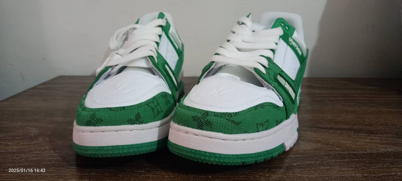 Louis Vuitton Green Mens Sneakers Shoes - Limited Edition 1