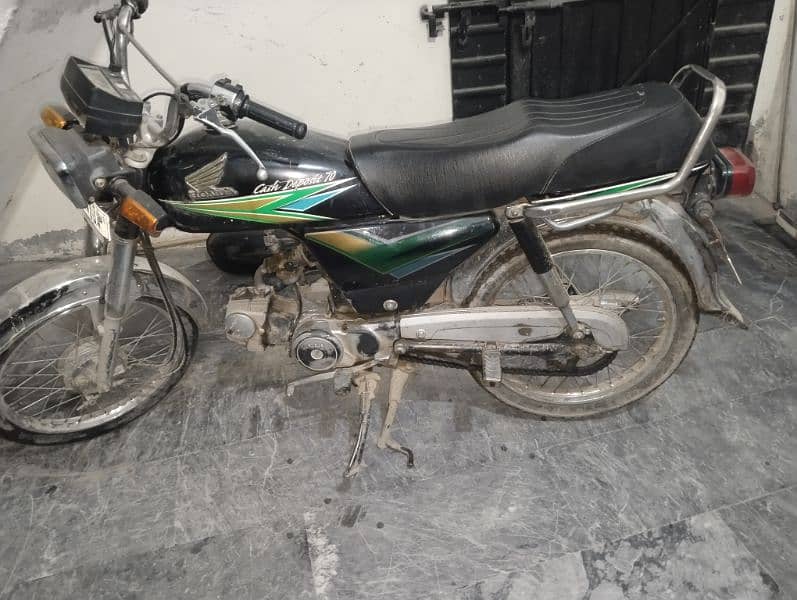 HONDA CD70 2