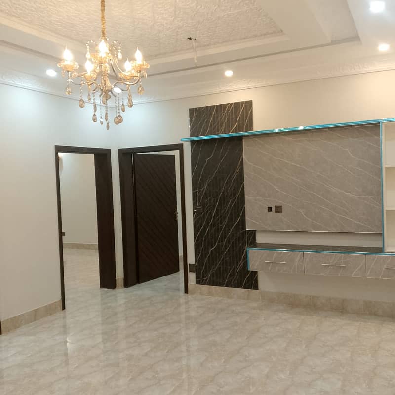 5 Marla Brand New house for rent in Parkview City Lahore 8