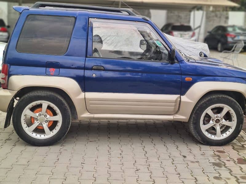 Mitsubishi Pajero Mini 2007 10