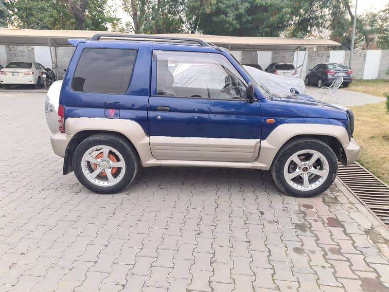 Mitsubishi Pajero Mini 2007 13