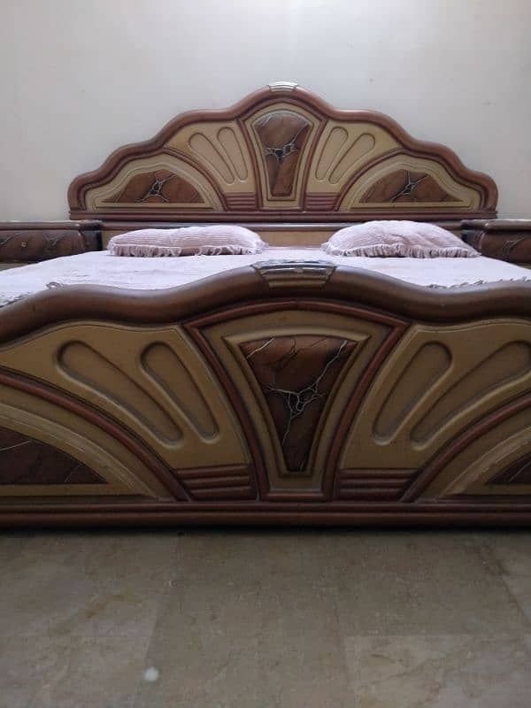 wooden bed king size 0