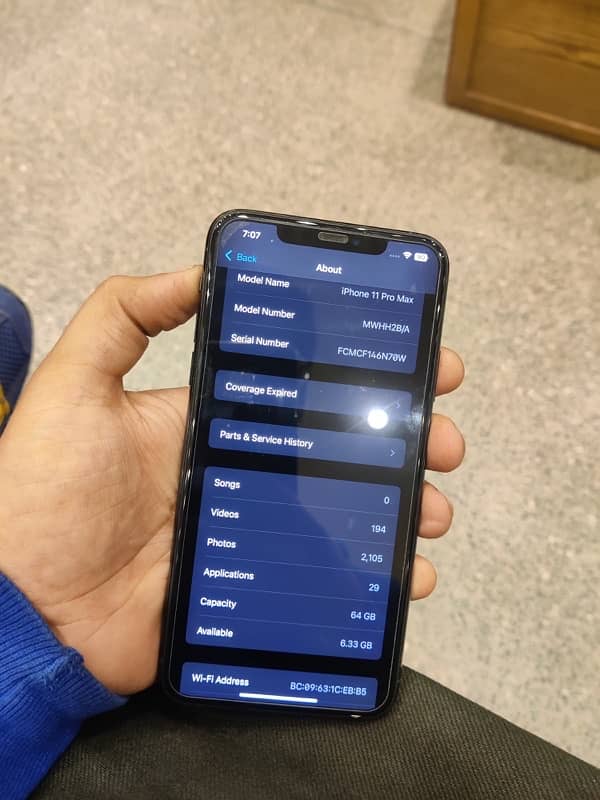 Iphone 11 Pro Max 64 GB Factory Unlock 10/10 Scrachless. 4