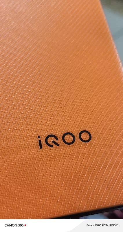 vivo iqoo 9 pro 12/256 5