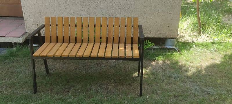 Gardan bench 5