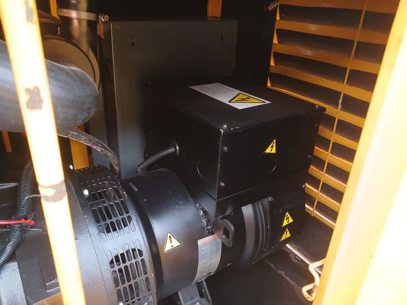 Generator 30kva perkins UK 2014 10