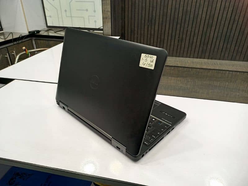 Dell Latitude 5540 1