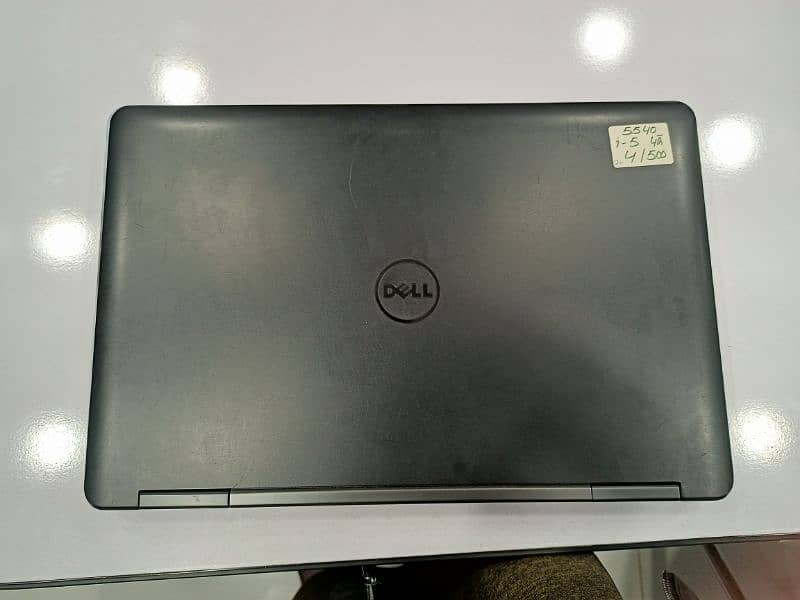 Dell Latitude 5540 9