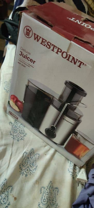 Westpoint Deluxe Juicer WF-5161 0