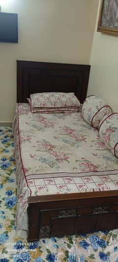 single bed with metres and  cycle 20" for sale