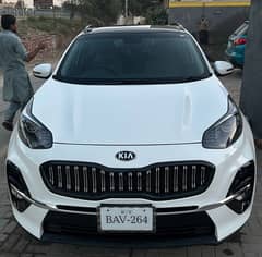 •	Kia Sportage FWD 2022: ACompact SUV That Redefines Style and Comfort